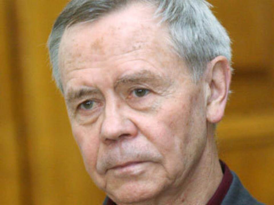 Валентин Распутин (1937 - 2015)